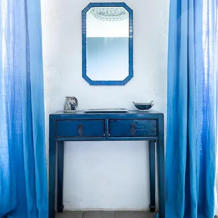 Villa Saint-martin-de-re Sleeps 12